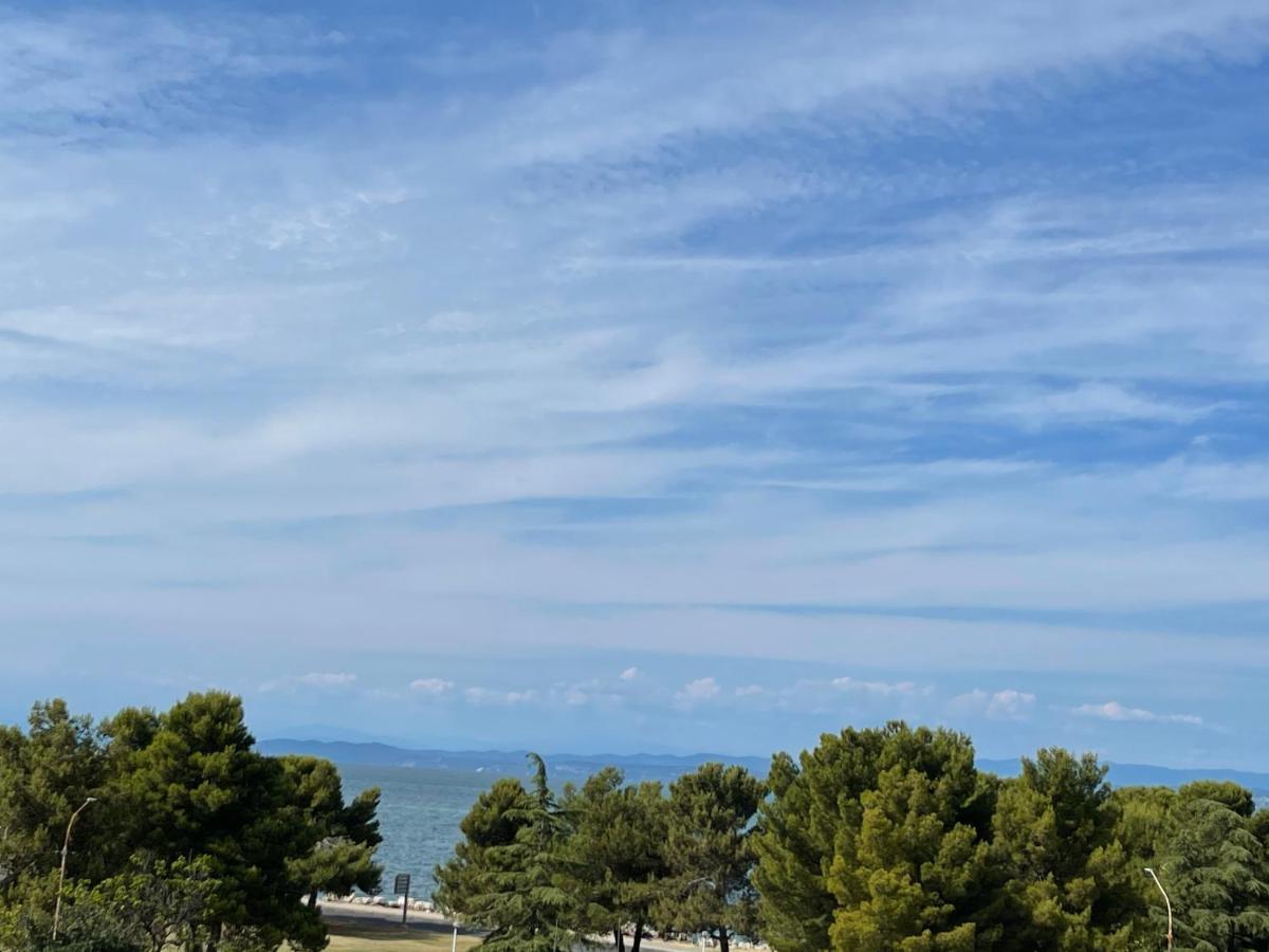 Apartmaji Meduza 2 Izola Bagian luar foto