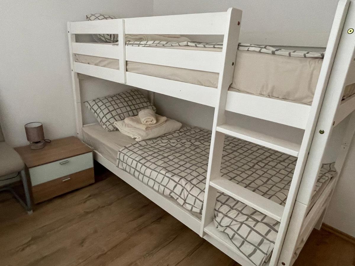 Apartmaji Meduza 2 Izola Bagian luar foto