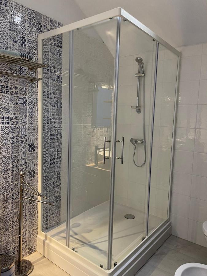 Apartmaji Meduza 2 Izola Bagian luar foto