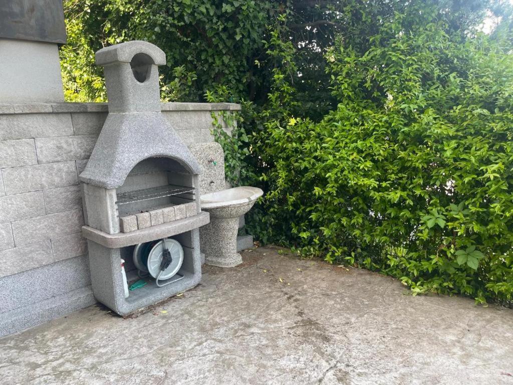 Apartmaji Meduza 2 Izola Bagian luar foto
