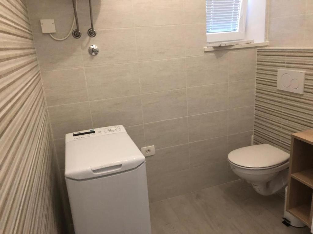 Apartmaji Meduza 2 Izola Bagian luar foto